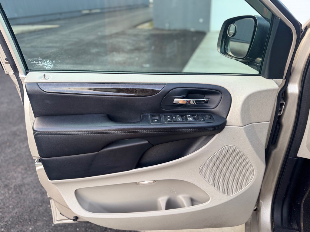 2014 Dodge Grand Caravan Image 31