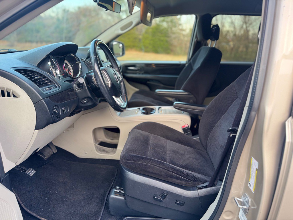 2014 Dodge Grand Caravan Image 32