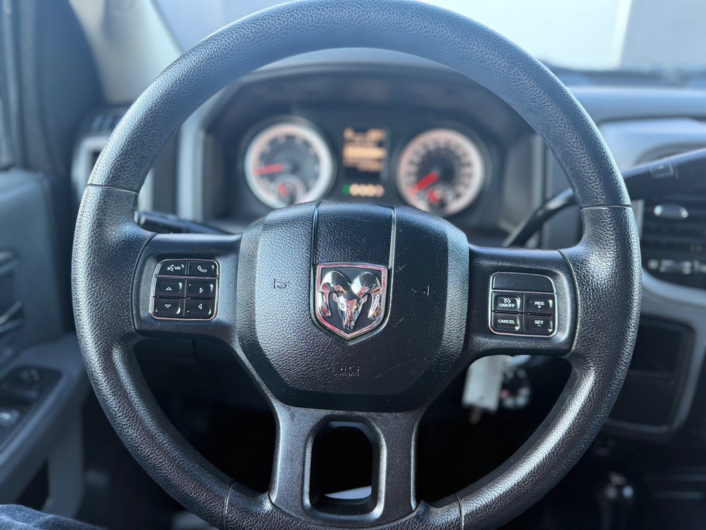 2015 RAM 2500 Image 12