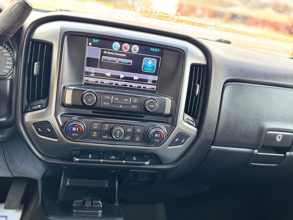 2015 Chevrolet Silverado 1500 Image 14