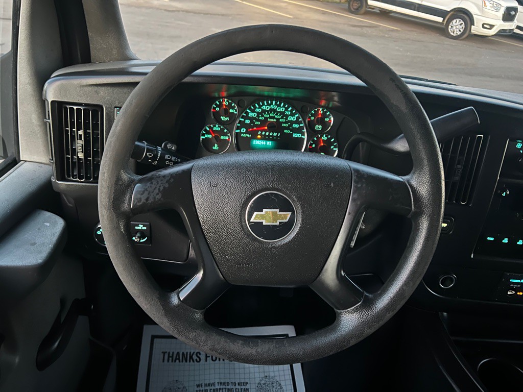 2011 Chevrolet Express Image 13