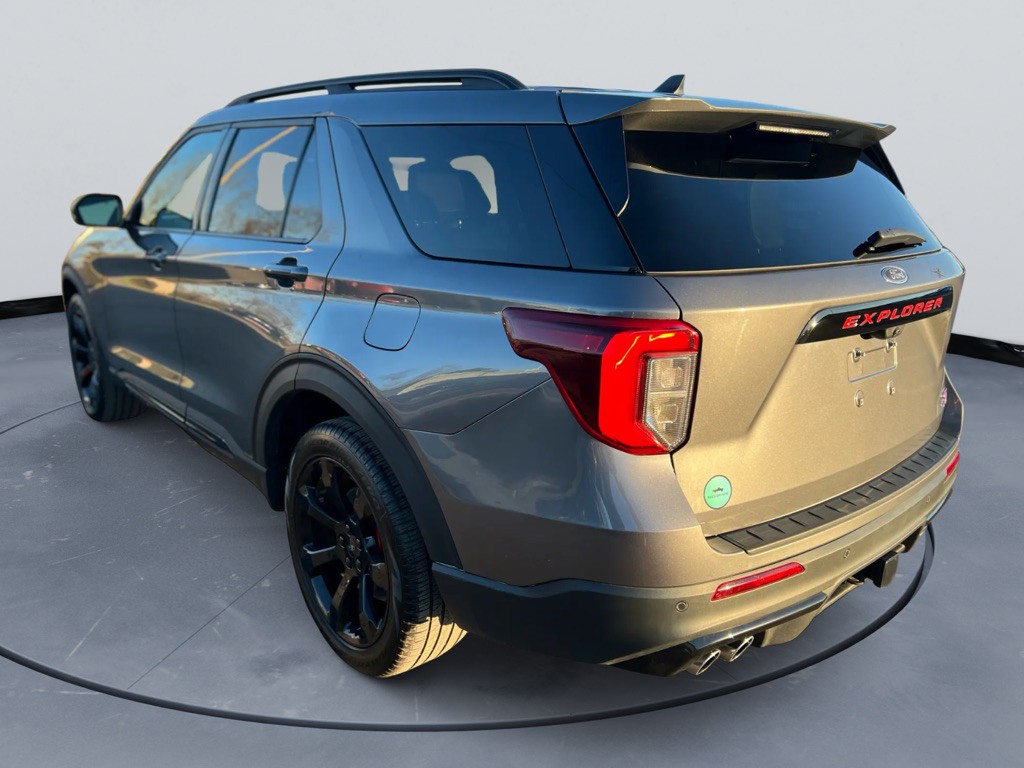 2023 Ford Explorer Image 8