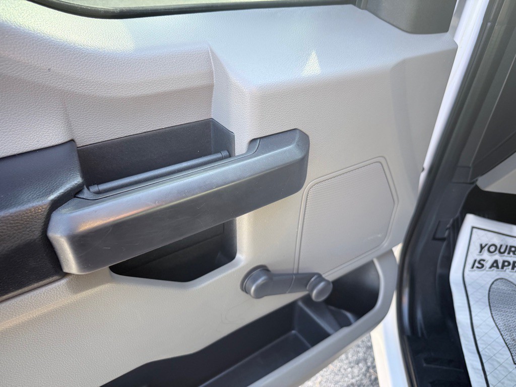 2015 Ford F-150 Image 18