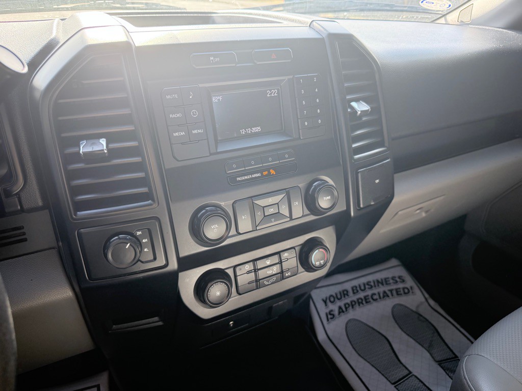 2015 Ford F-150 Image 20