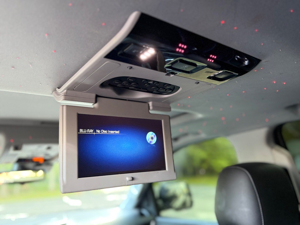 2019 Cadillac Escalade Image 17