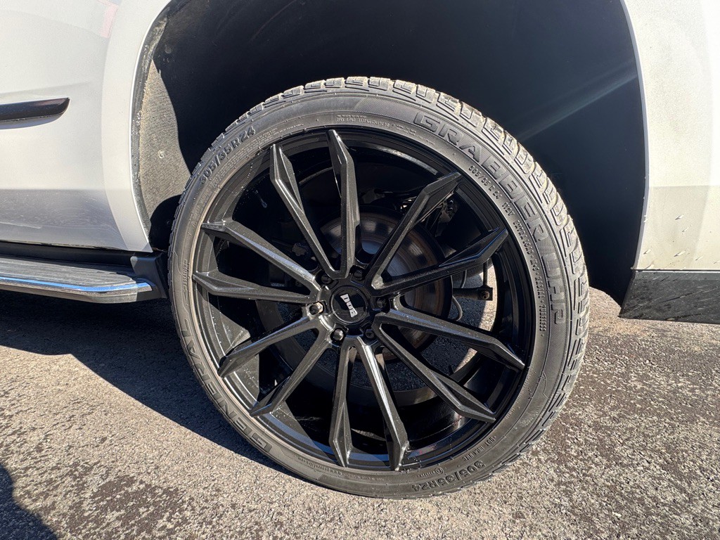 2019 Cadillac Escalade Image 35