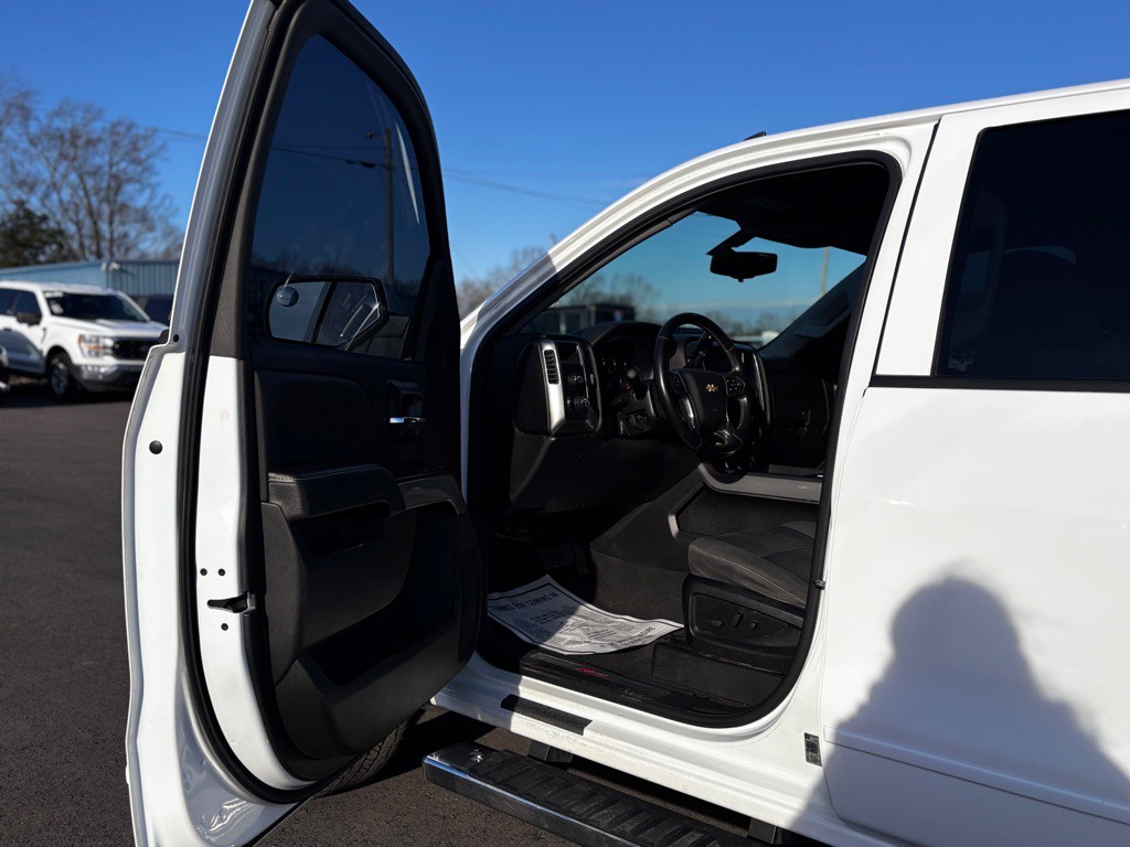 2018 Chevrolet Silverado 1500 Image 11