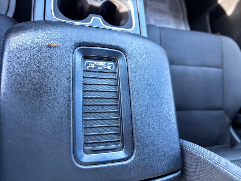 2018 Chevrolet Silverado 1500 Image 16