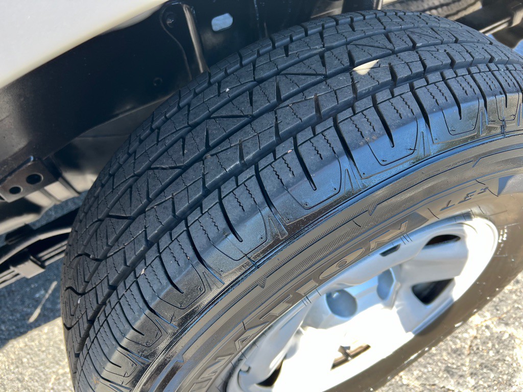 2020 Toyota Tacoma Image 9