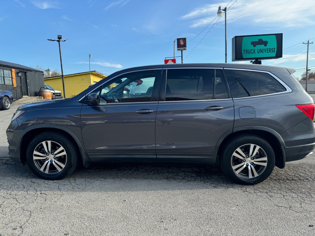 2017 Honda Pilot Image 8