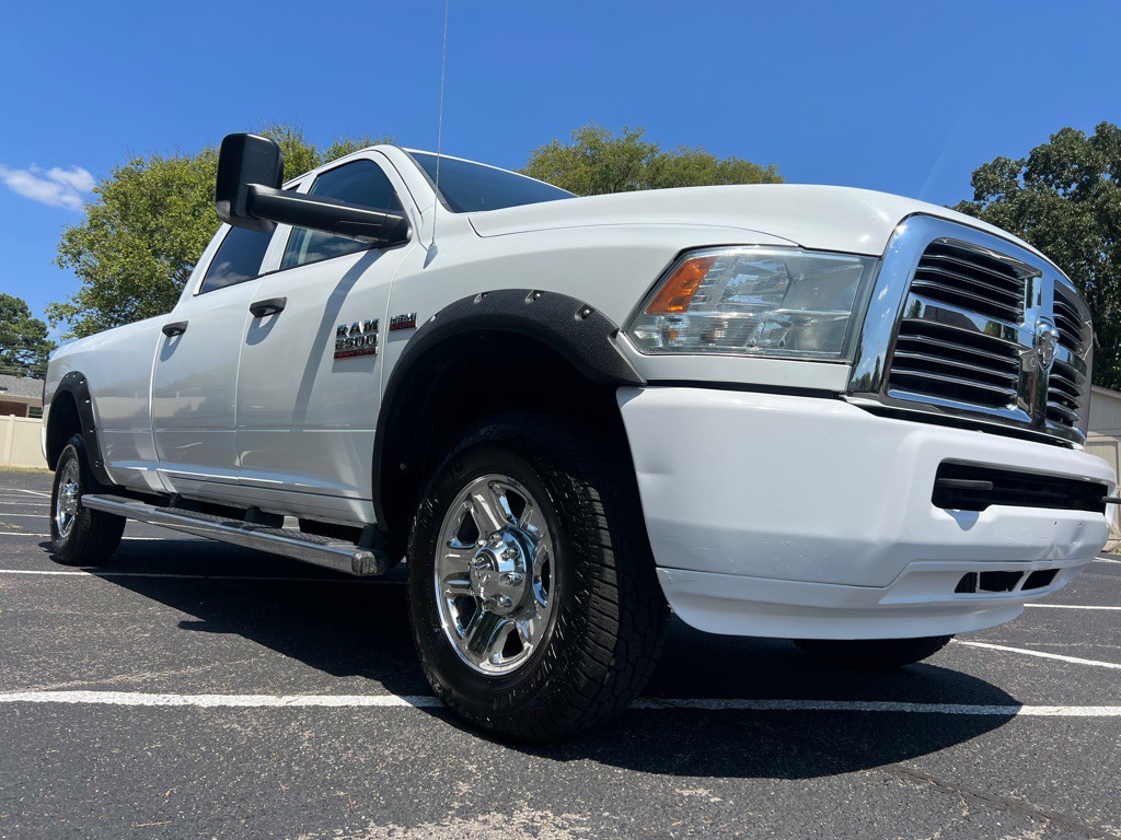 2014 RAM 2500 Image 3
