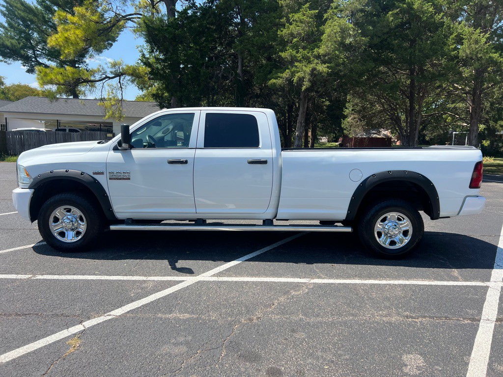2014 RAM 2500 Image 9