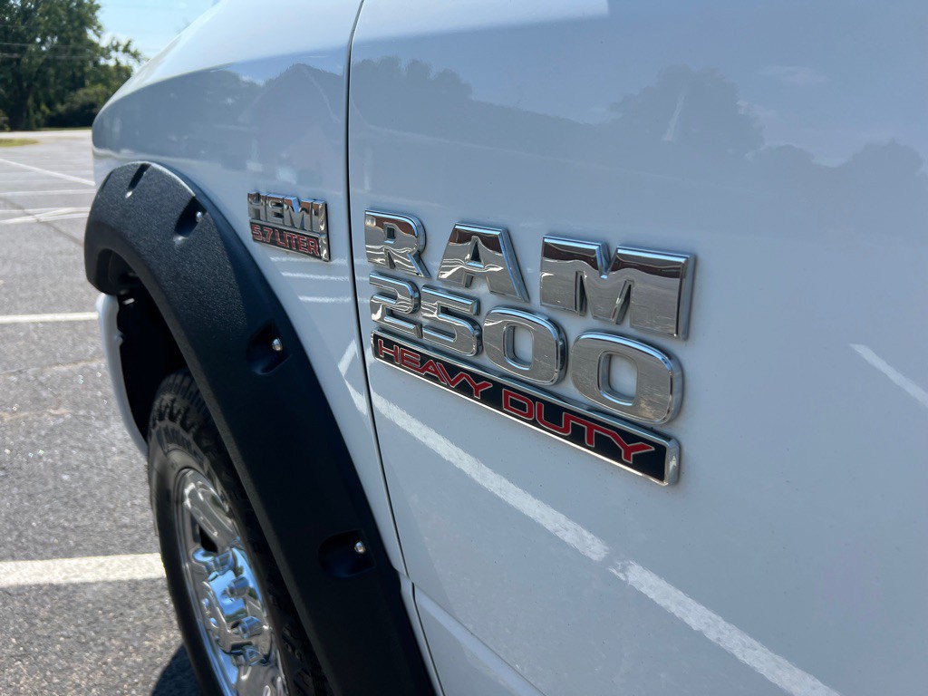 2014 RAM 2500 Image 11