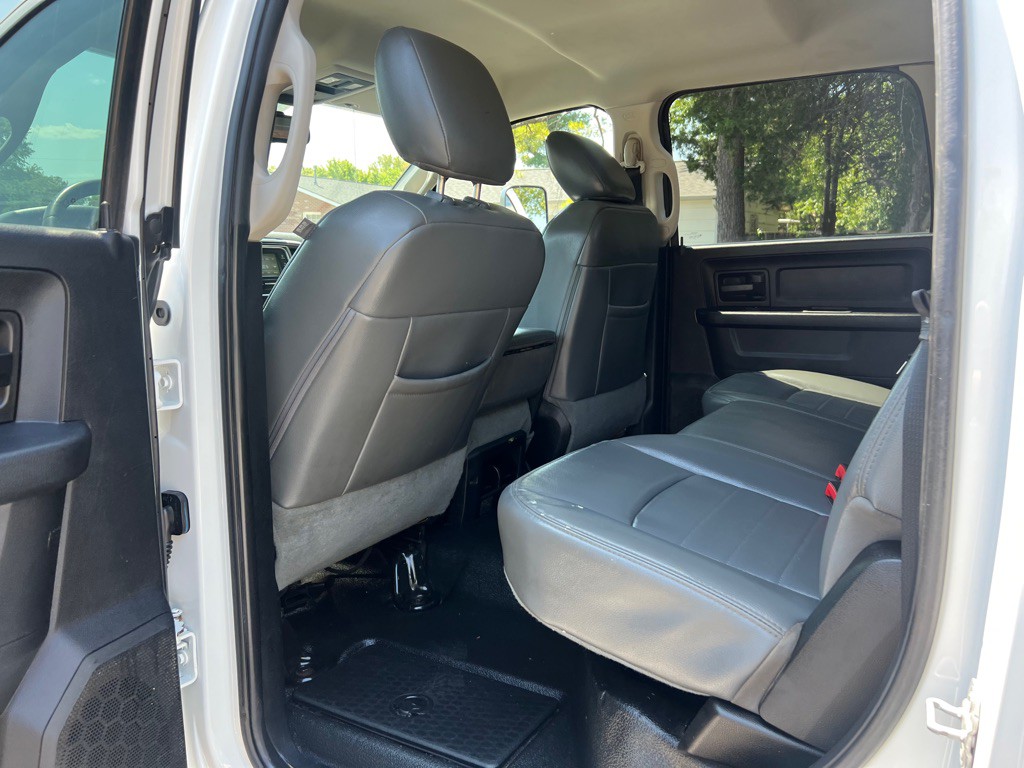 2014 RAM 2500 Image 15