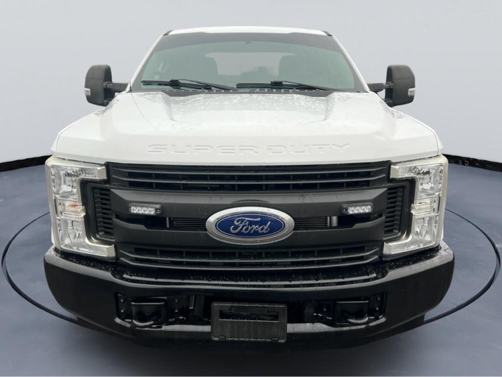 2018 Ford F-250 Image 2