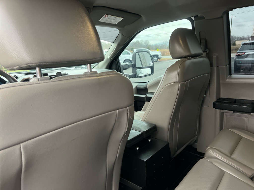 2018 Ford F-250 Image 18