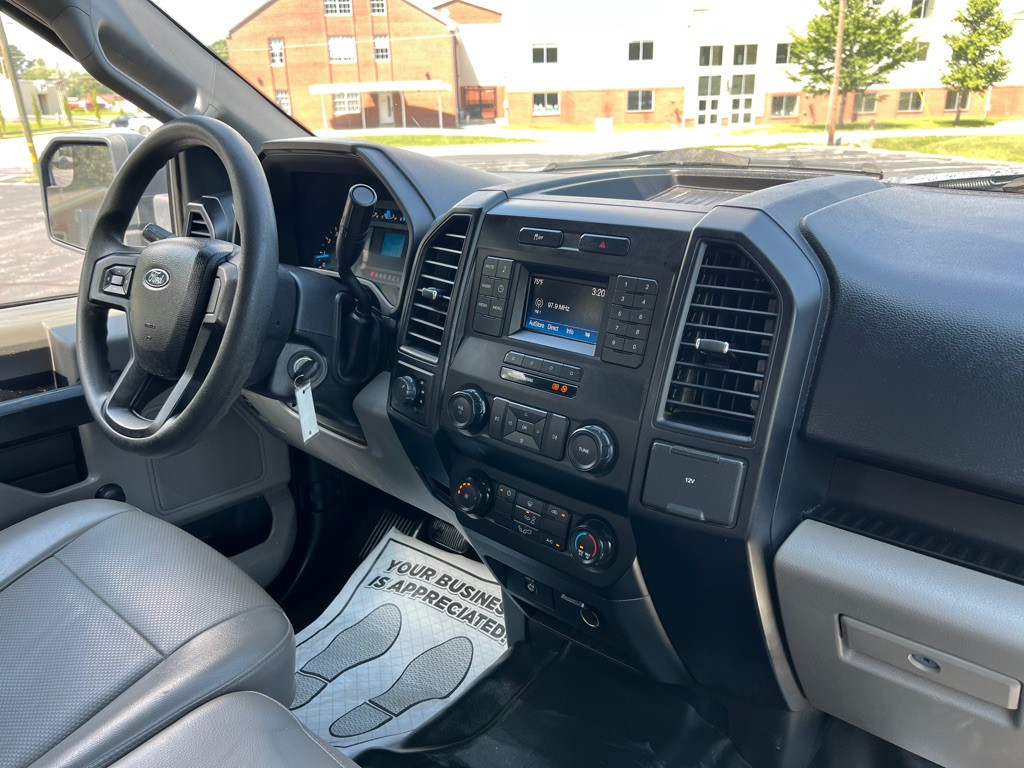 2017 Ford F-150 Image 22