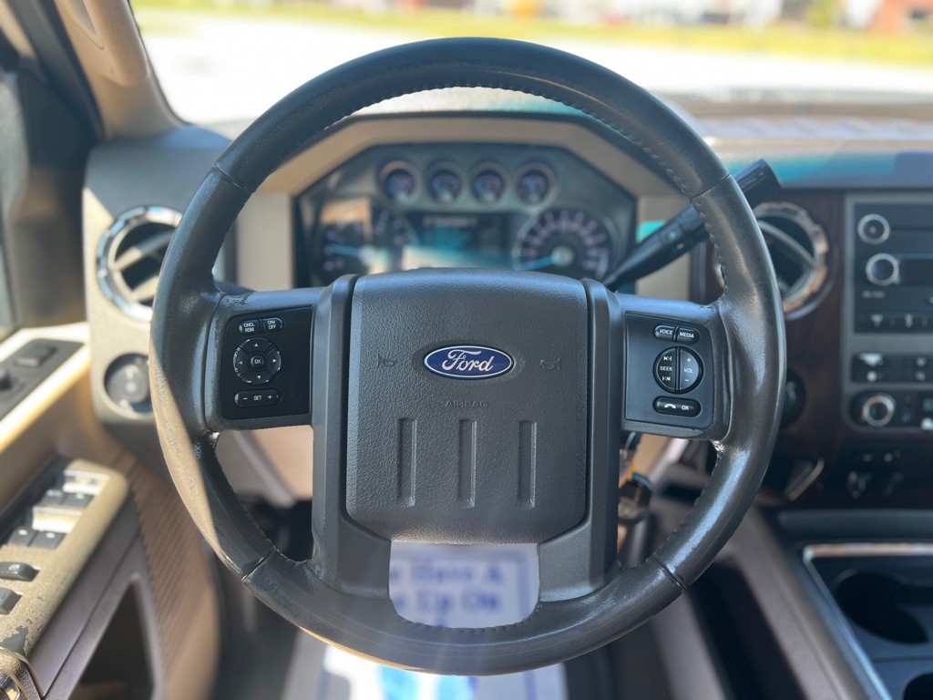 2011 Ford F-250 Image 13
