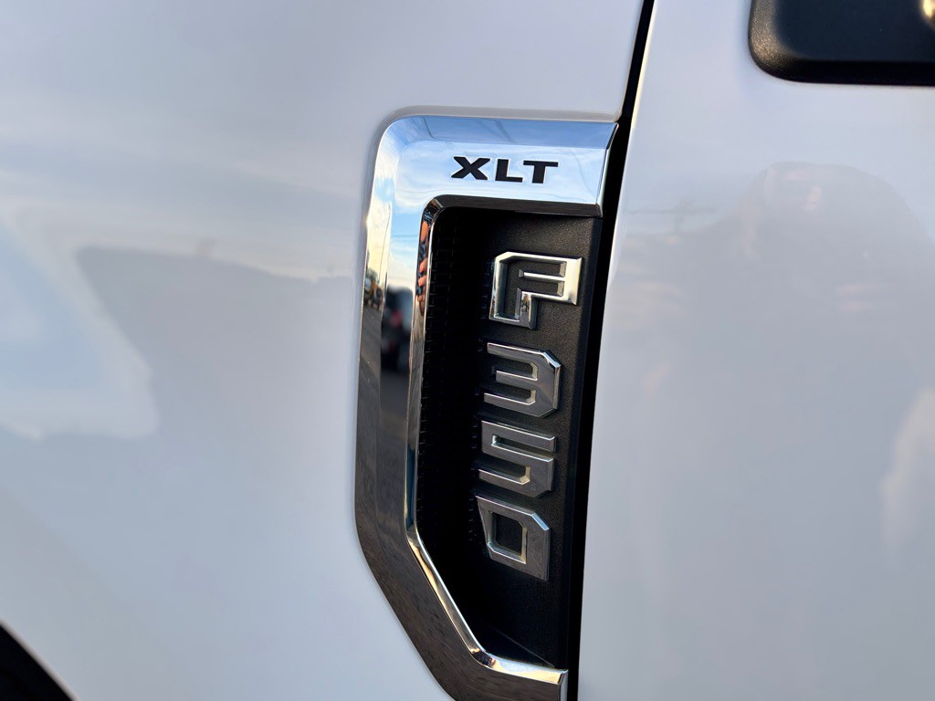 2021 Ford F-350 Image 10
