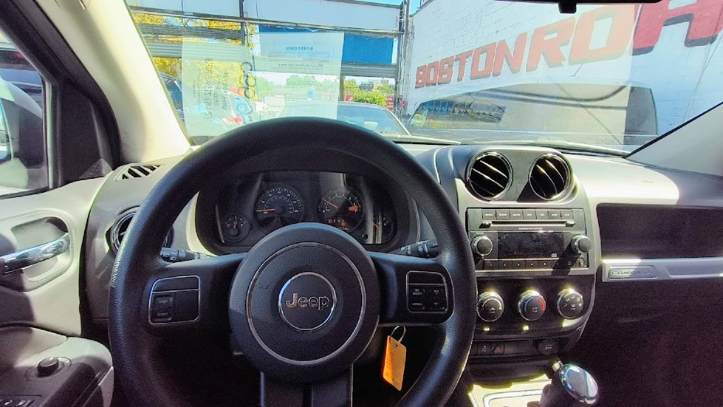 2015 Jeep Compass Image 4