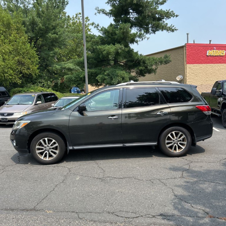 2016 Nissan Pathfinder Image 10