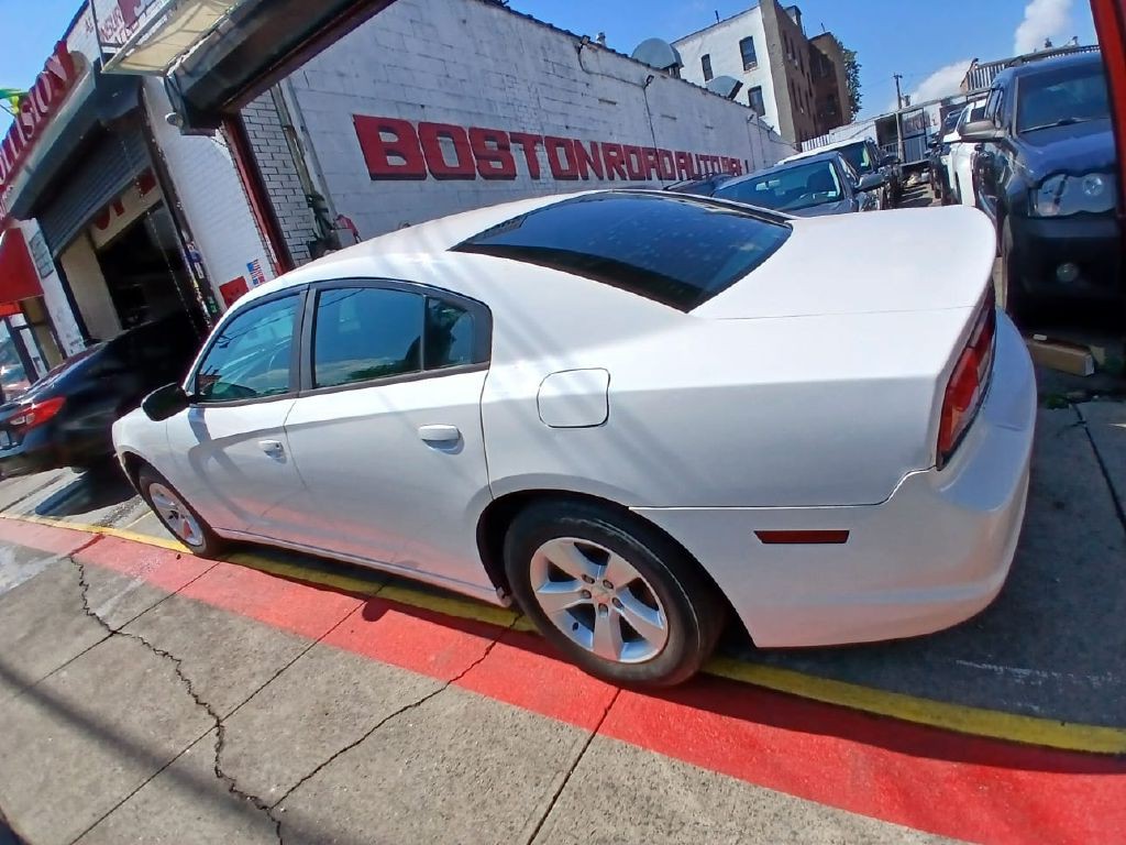 2011 Dodge Charger Image 3