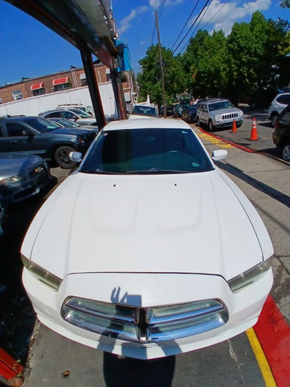 2011 Dodge Charger Image 5