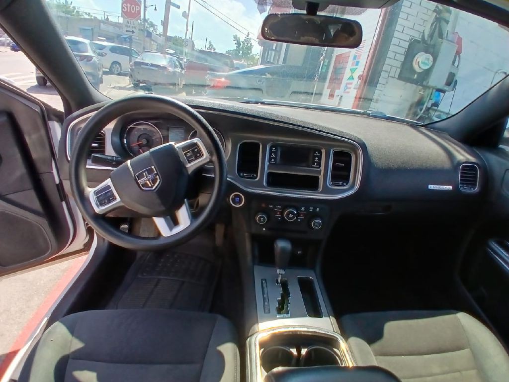 2011 Dodge Charger Image 6
