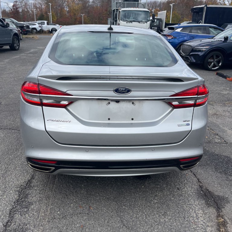 2017 Ford Fusion Image 2
