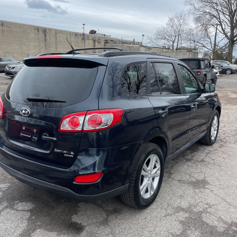 2011 Hyundai Santa Fe Image 6