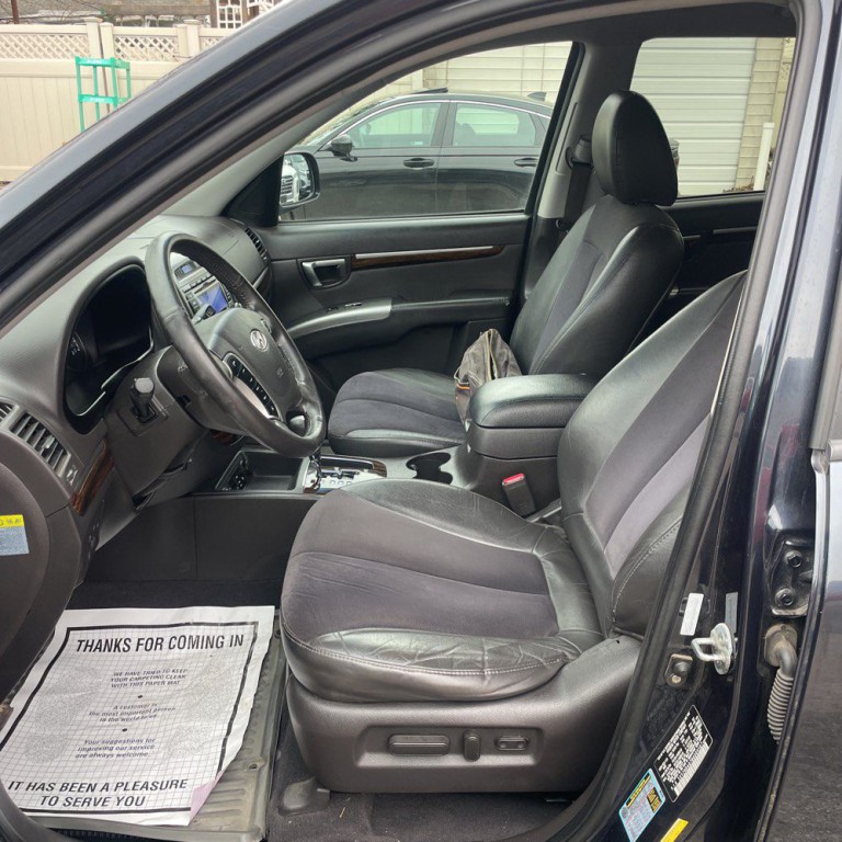 2011 Hyundai Santa Fe Image 8