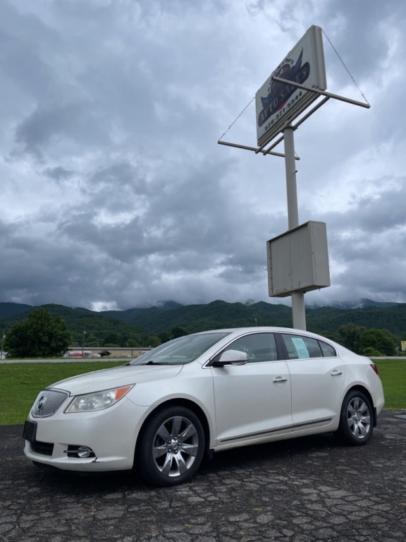 2011 Buick Lacrosse Image 7