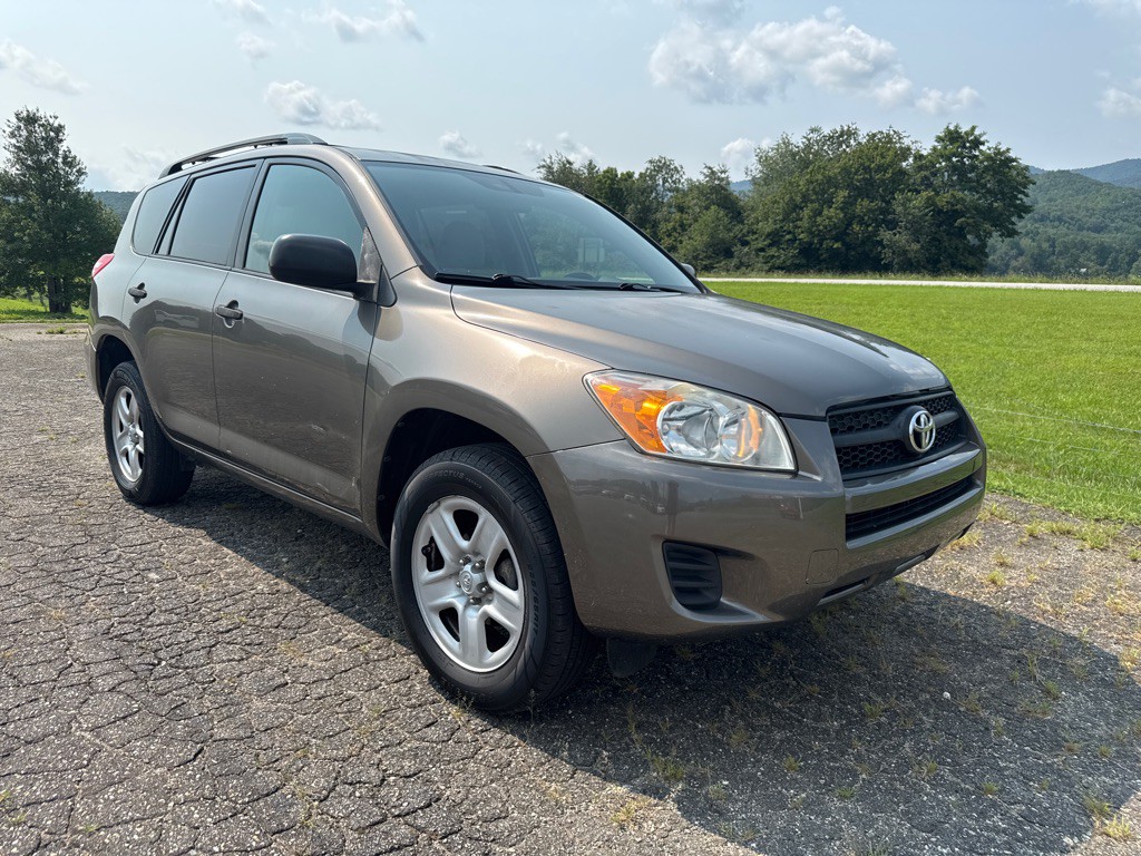 2011 Toyota Rav4 Image 3