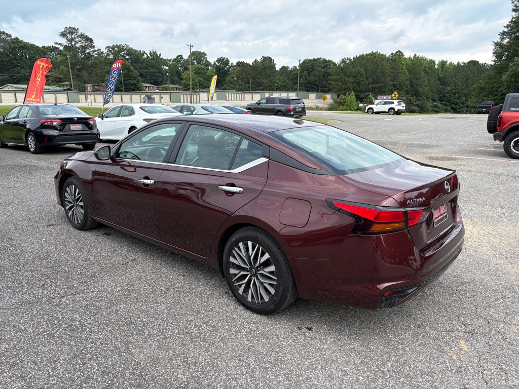 2024 Nissan Altima Image 3