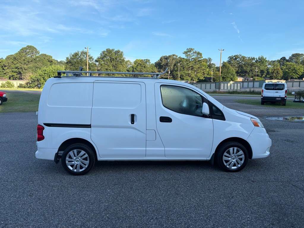 2020 Nissan NV200 Image 2
