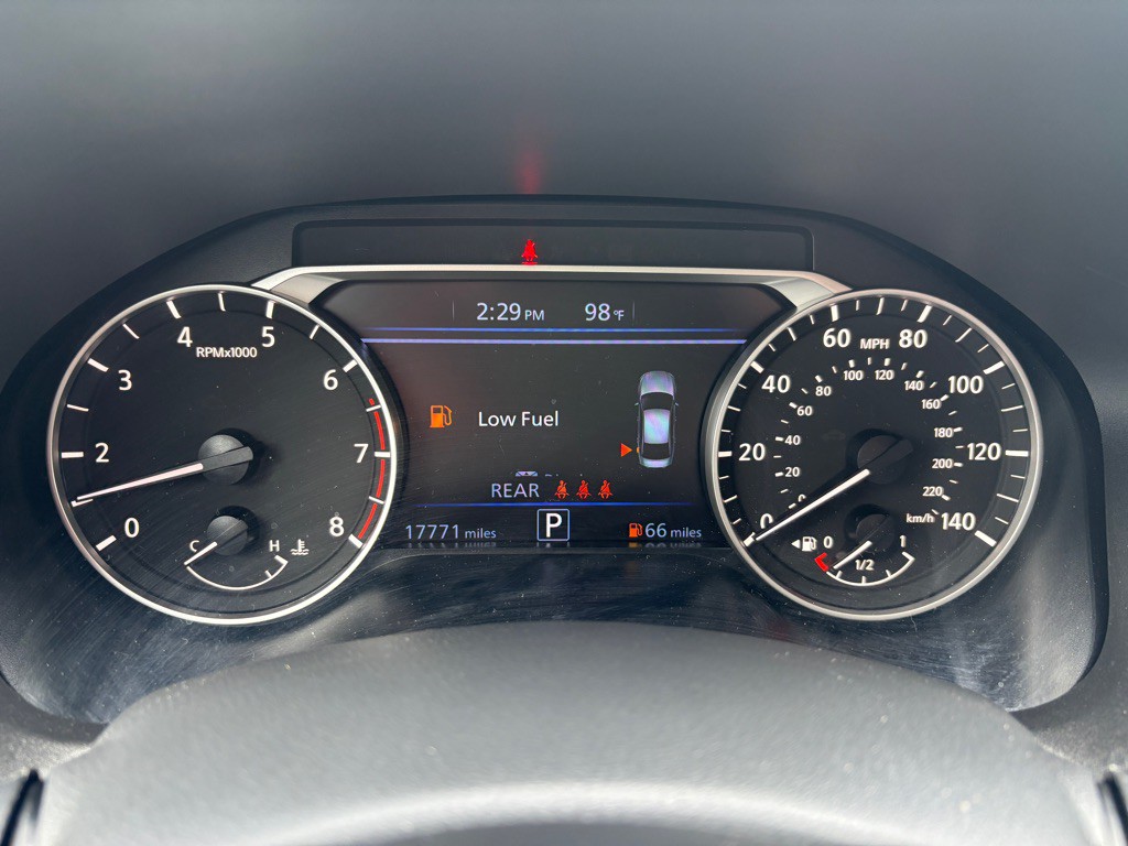 2025 Nissan Altima Image 7