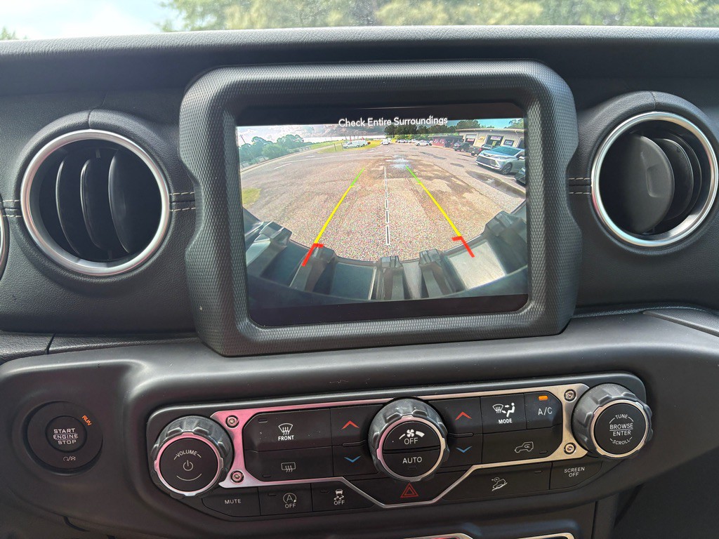 2018 Jeep Wrangler Unlimited Image 12