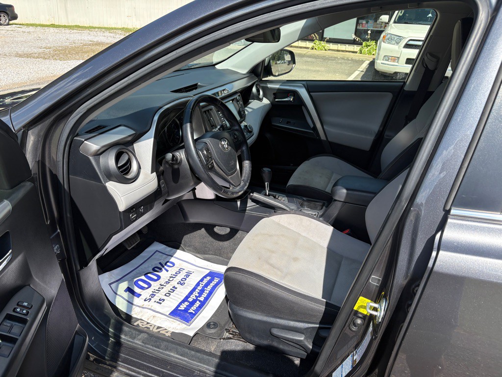 2016 Toyota Rav4 Image 7