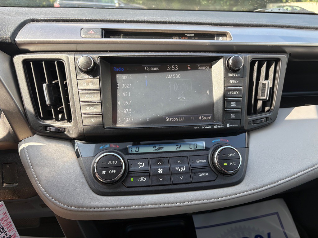 2016 Toyota Rav4 Image 10