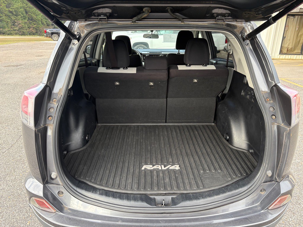 2016 Toyota Rav4 Image 7
