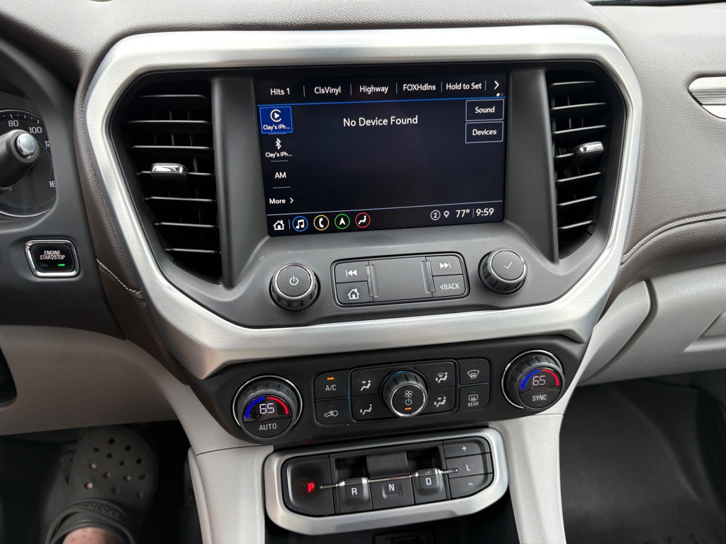 2021 GMC Acadia Image 10
