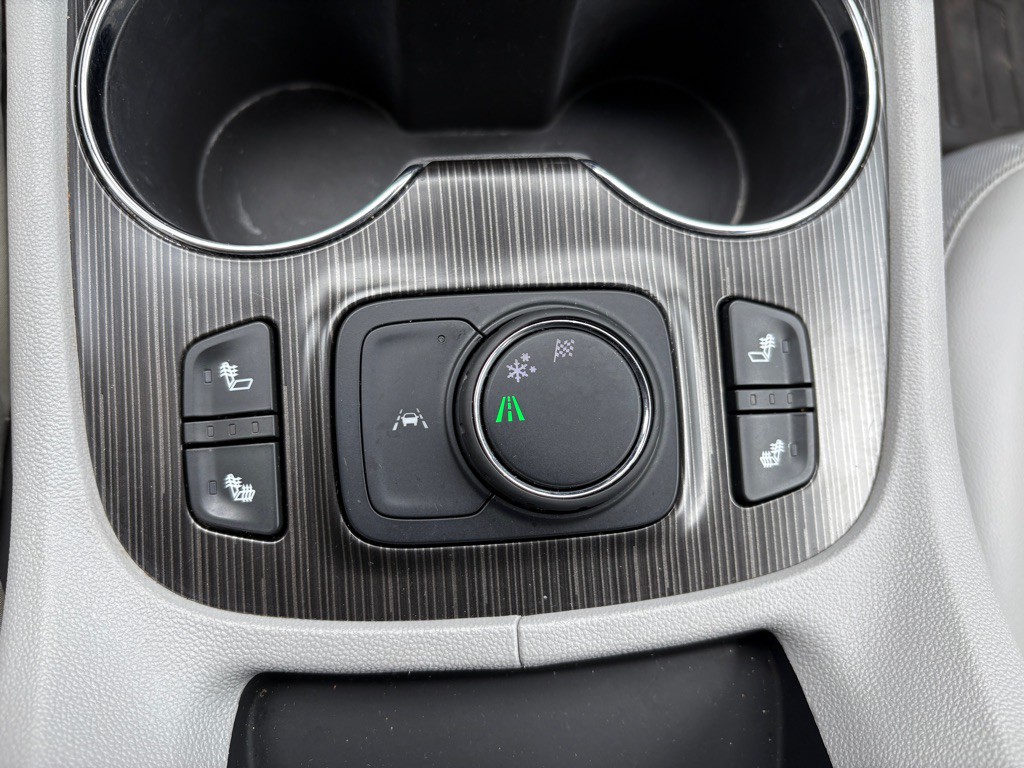 2021 GMC Acadia Image 12