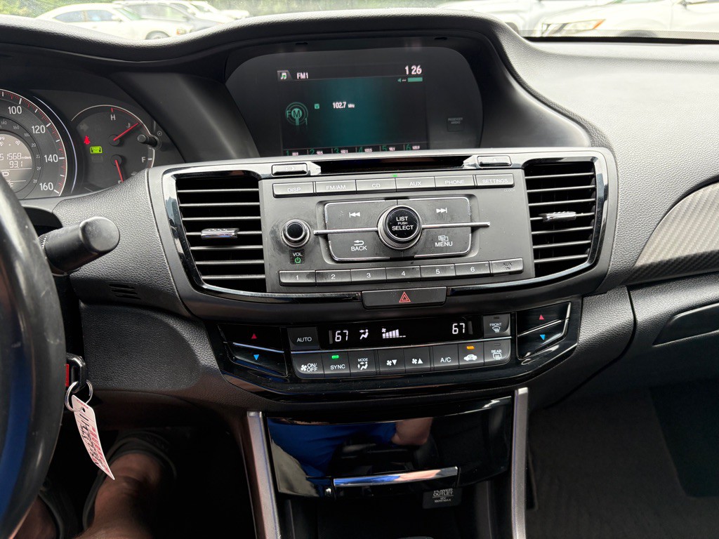 2016 Honda Accord Image 8
