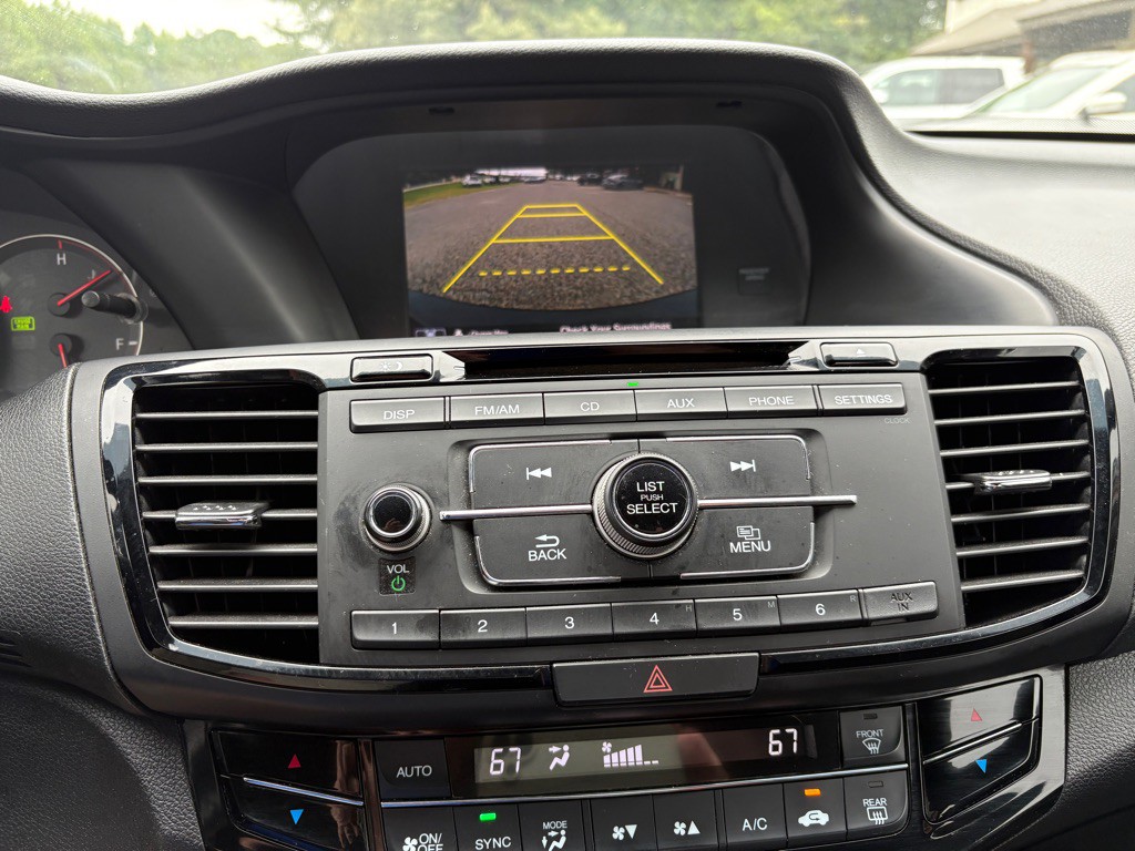 2016 Honda Accord Image 9