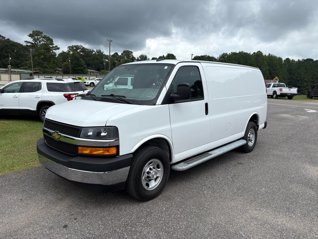 2023 Chevrolet Express Image 1