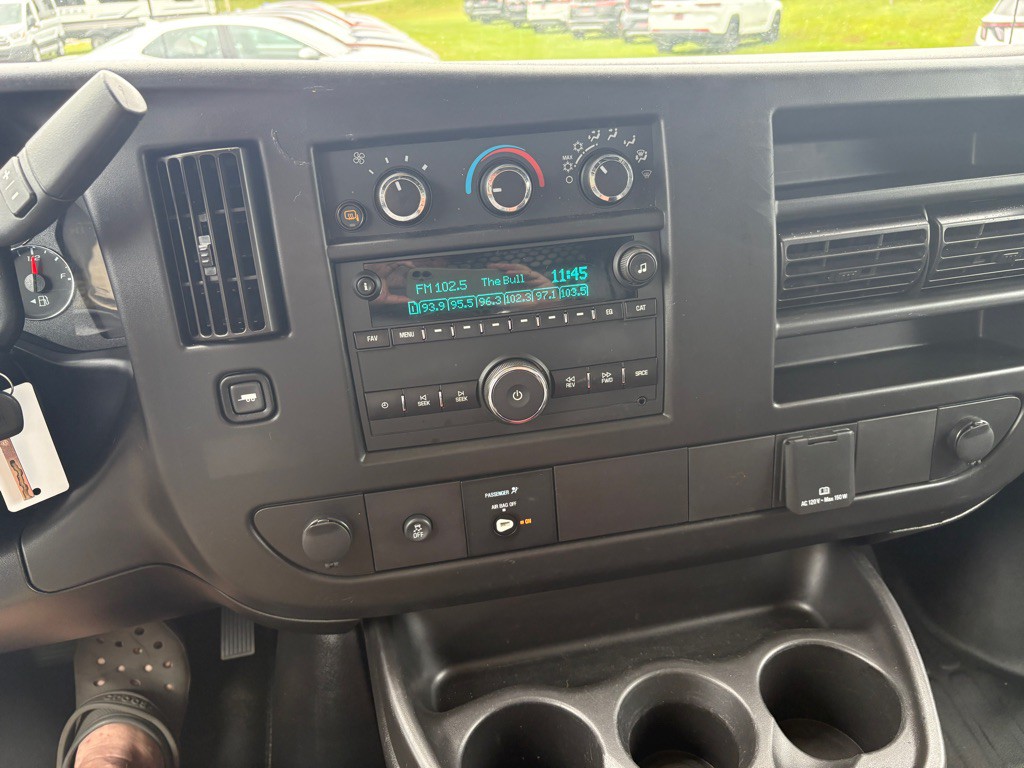 2023 Chevrolet Express Image 11