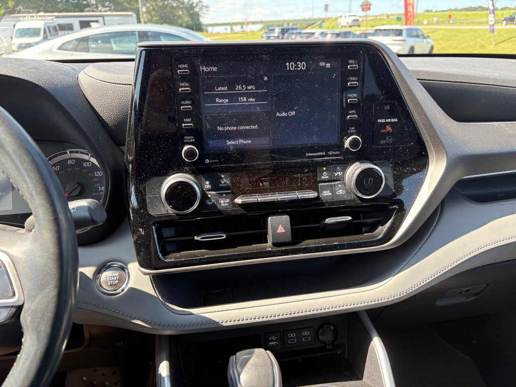 2022 Toyota Highlander Image 10