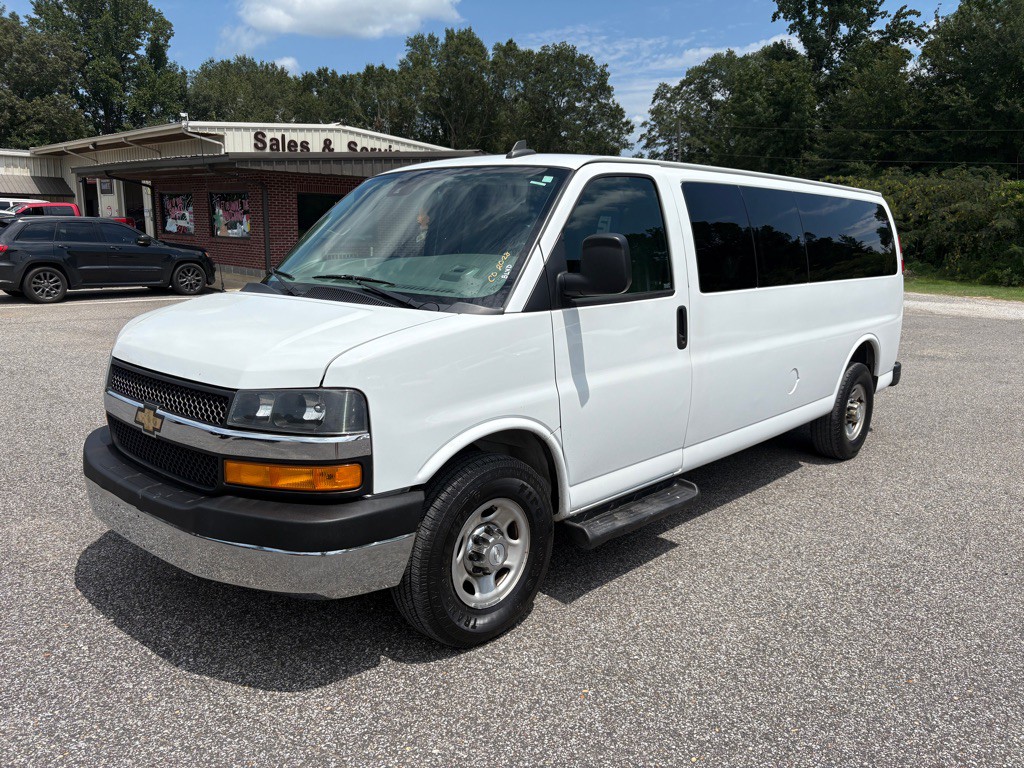 2020 Chevrolet Express Image 1