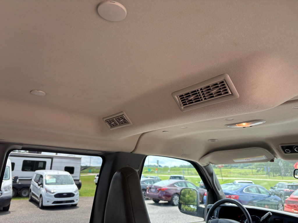 2020 Chevrolet Express Image 8