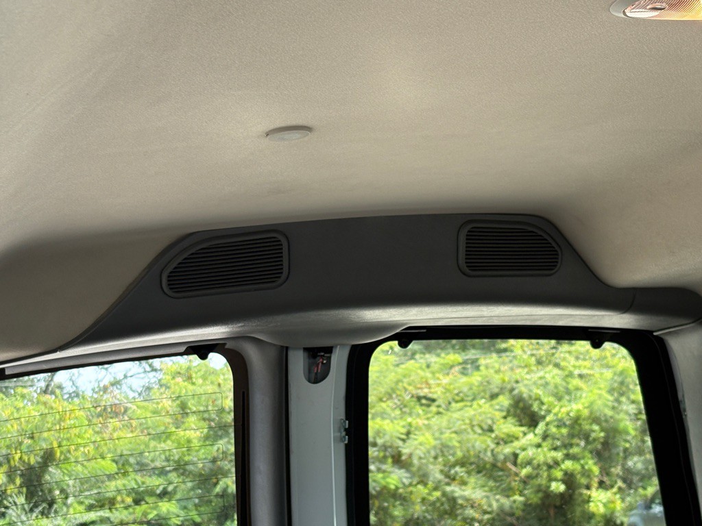 2020 Chevrolet Express Image 9